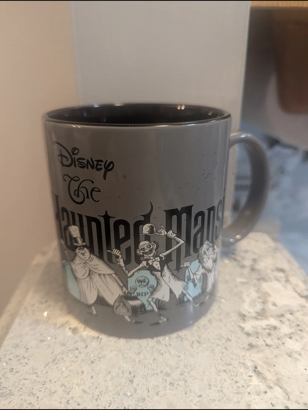 Disney Haunted Mansion Dearly Departed Ghosts Coffee Tea Mug Cup 20oz - Picture 1 of 6